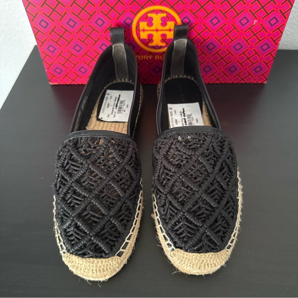 NEW Tory Burch Everly Black Leather Crochet Espadrille Flat Slio On - Picture 3 of 13